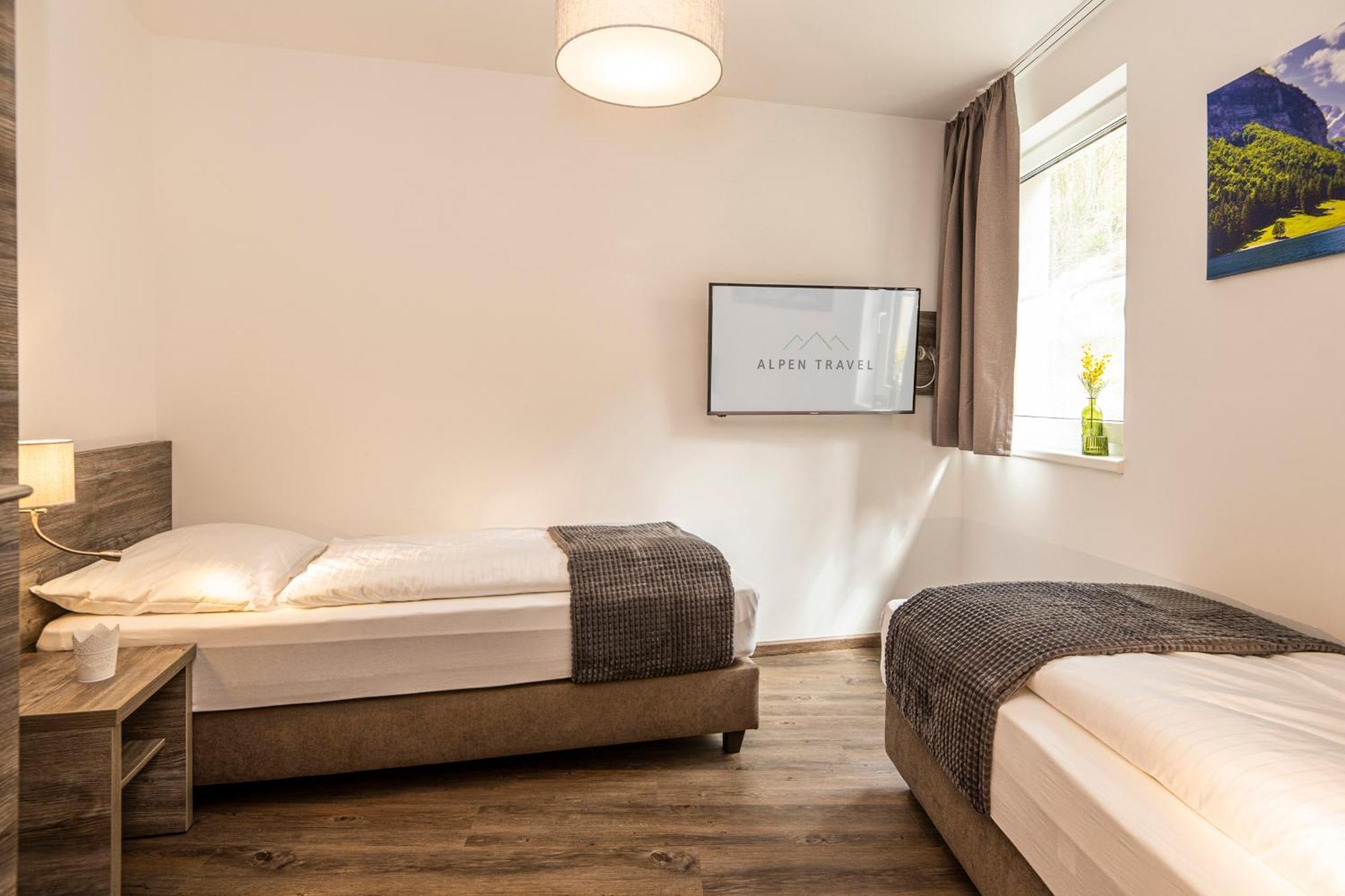 Golden Alpendorf Hotel *